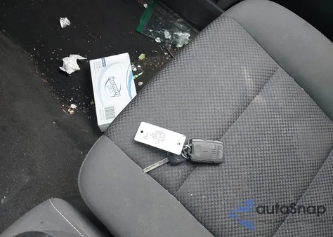 2016 Chevrolet Silverado 1500 1Lt из США, поврежденный, VIN 1GCVKREC9GZ131621